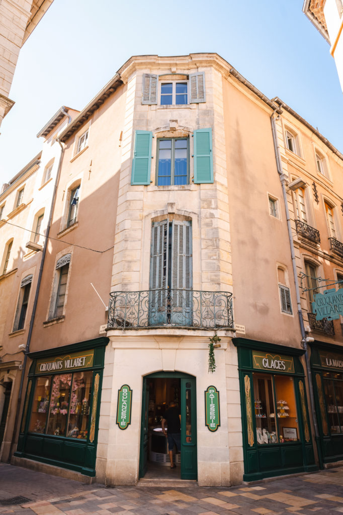 Que faire à Nîmes ? Entre incontournables, insolites et bonnes adresses, visiter Nîmes