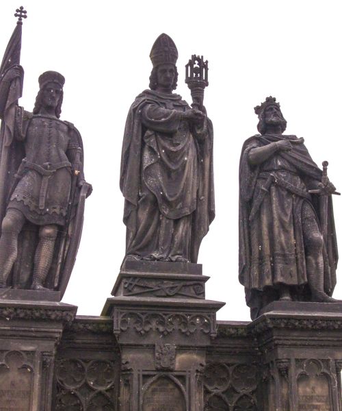 prague charles bridge