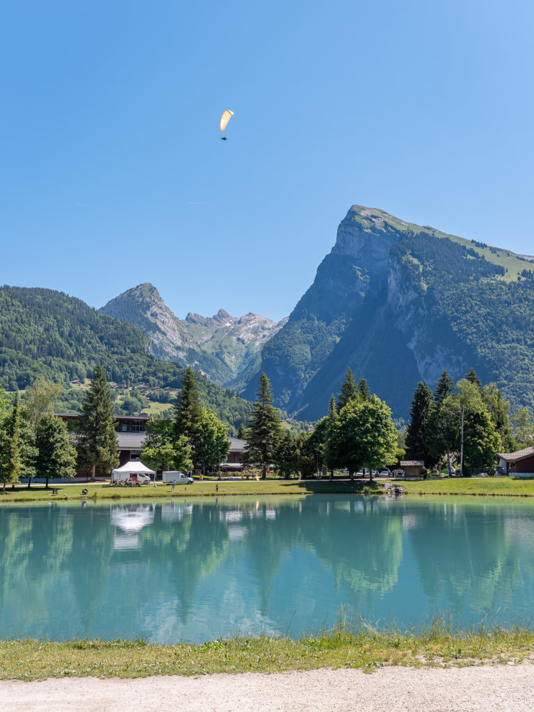 Rando équestre dans la vallée du Giffre en Haute Savoie