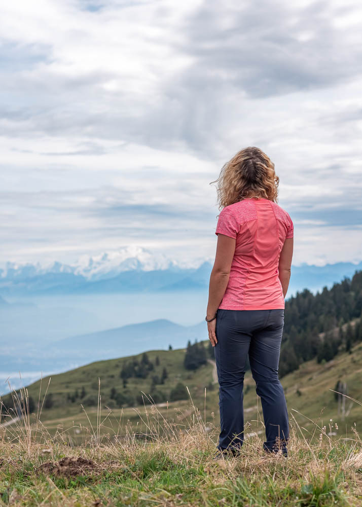 Trois jours de randonnée trek dans le Jura, en autonomie avec bivouac. Itinéraire de randonnée sur les crêtes du Jura autour de Lélex