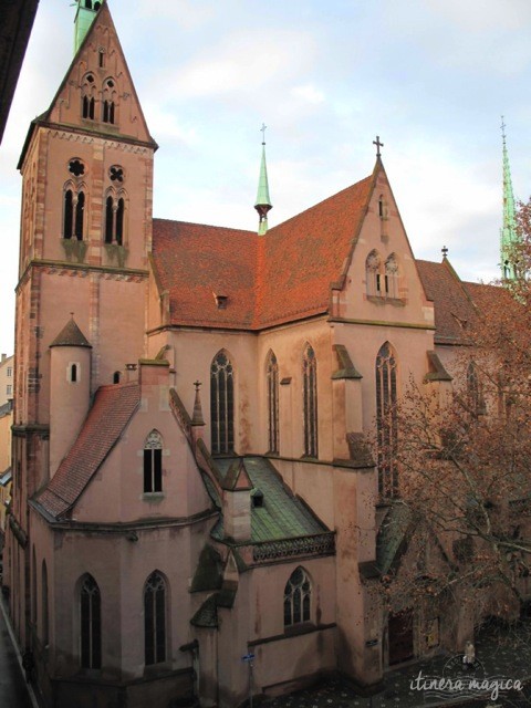 Die protestantische Kirche Saint Pierre le jeune. Quelle hier.