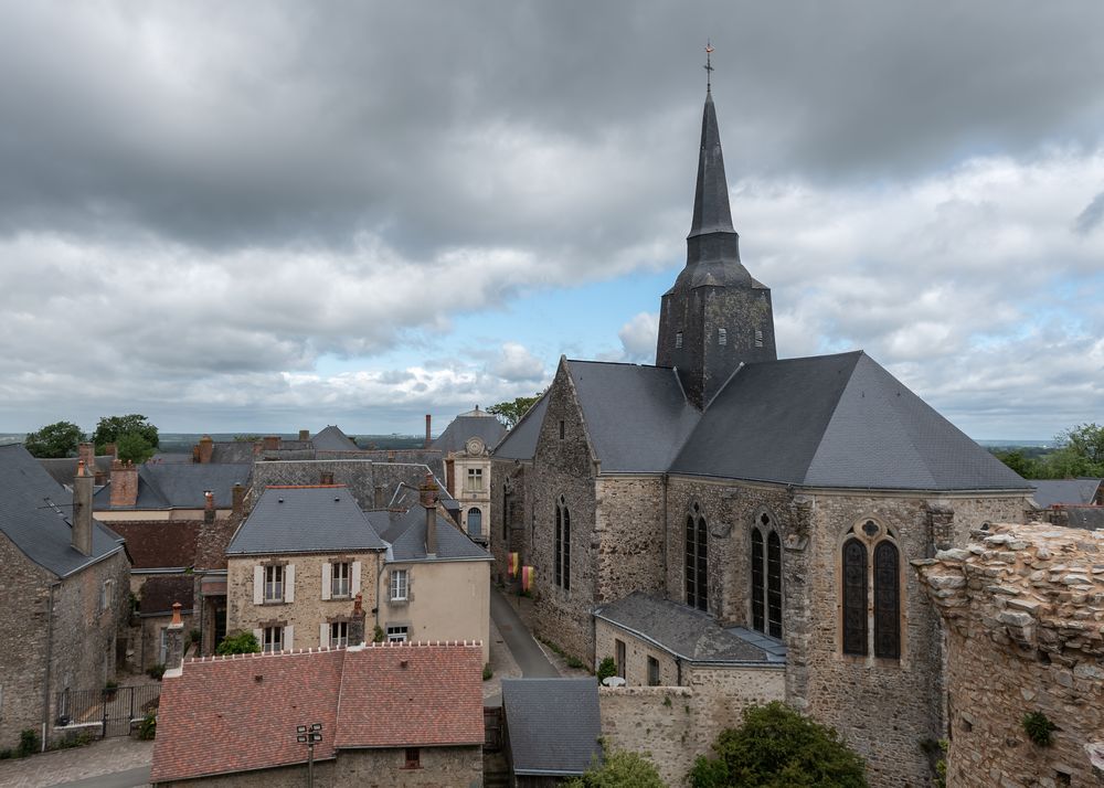 Blog sur la Mayenne, que voir en Mayenne : sainte suzanne