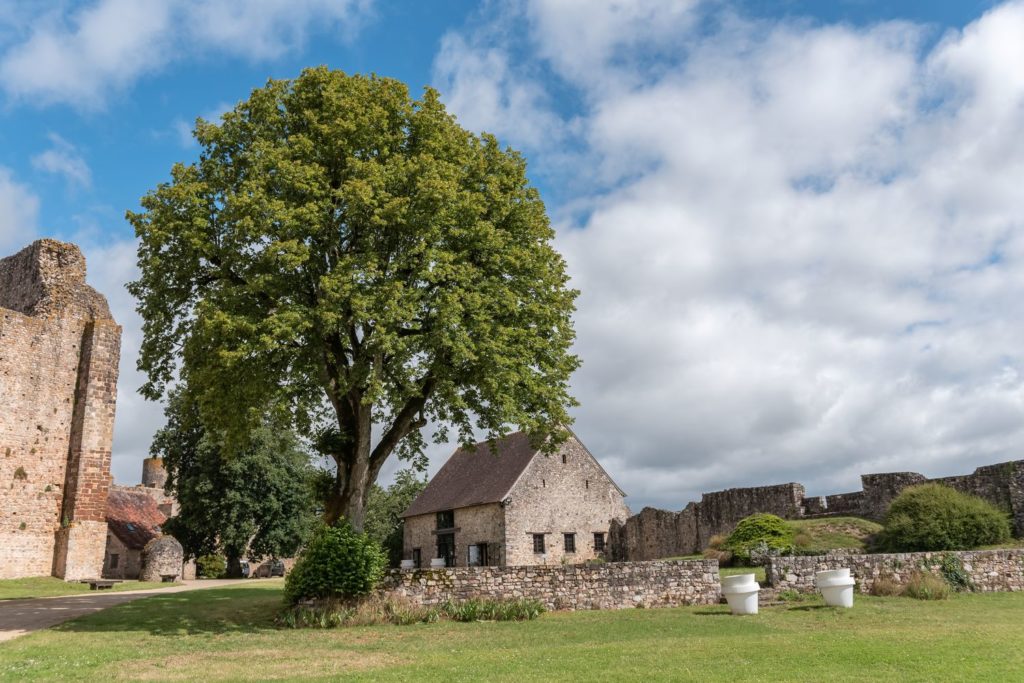 Blog sur la Mayenne, que voir en Mayenne : sainte suzanne