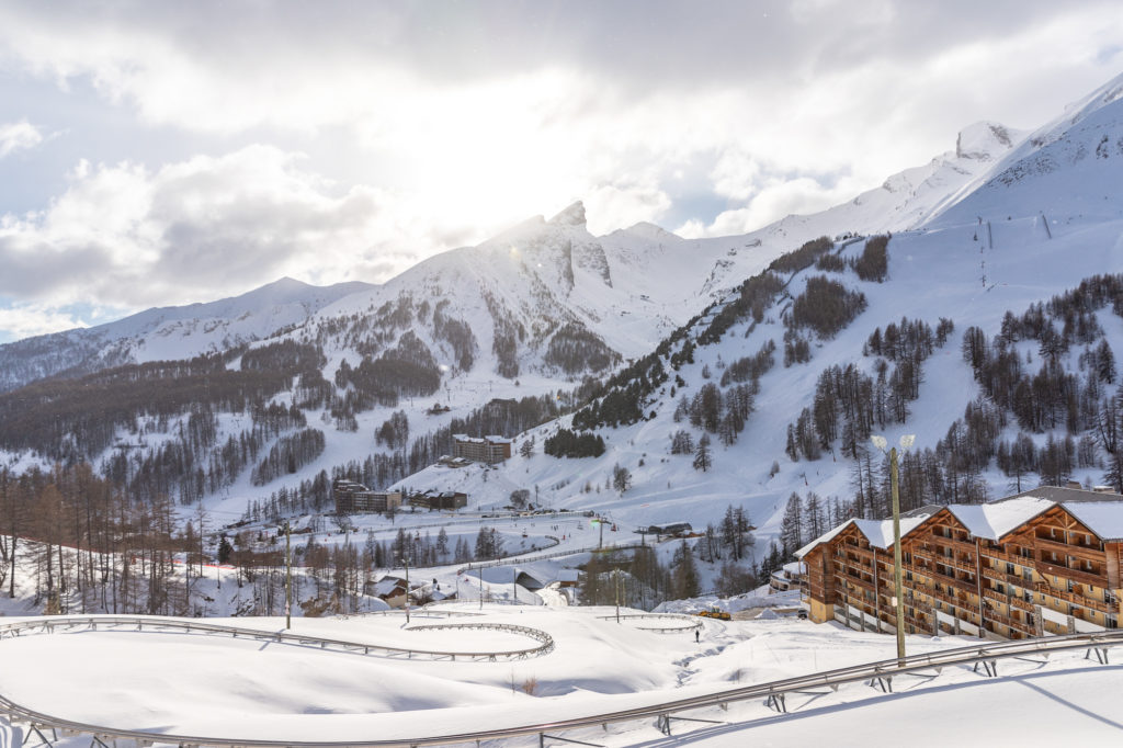 Que voir et que faire dans le Val d'Allos en hiver ? Ski, raquettes, insolites, bonnes adresses et authenticité