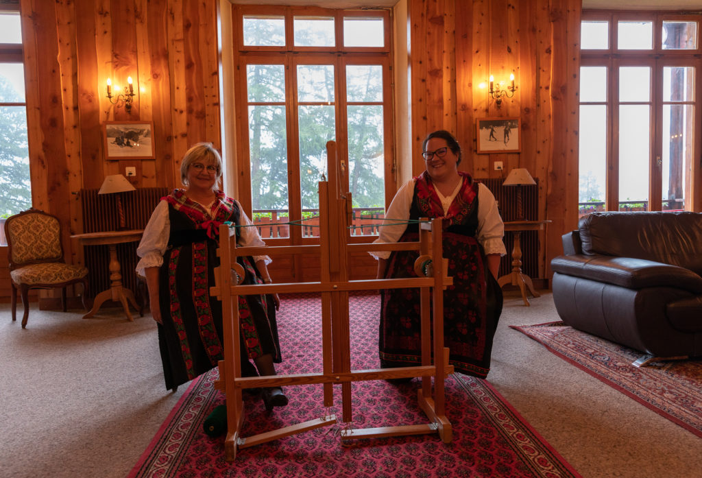 Blog que voir à Arolla : le grand hôtel Kurhaus au dessus du glacier d'Arolla, val d'Hérens