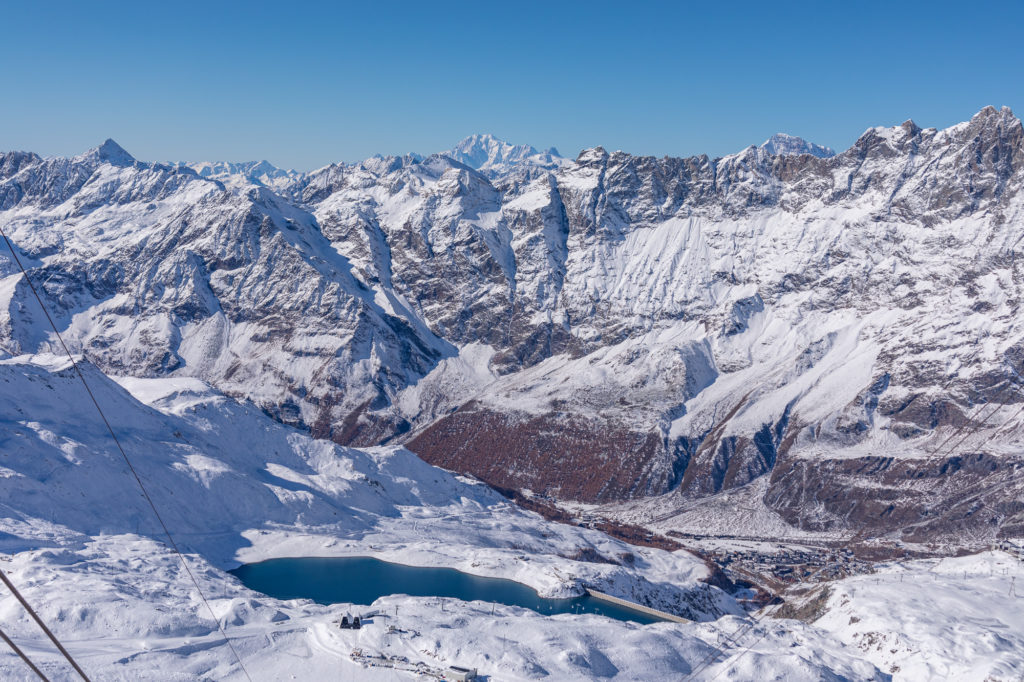 Article de blog sur un séjour en vallée d'Aoste : skier à Cervinia