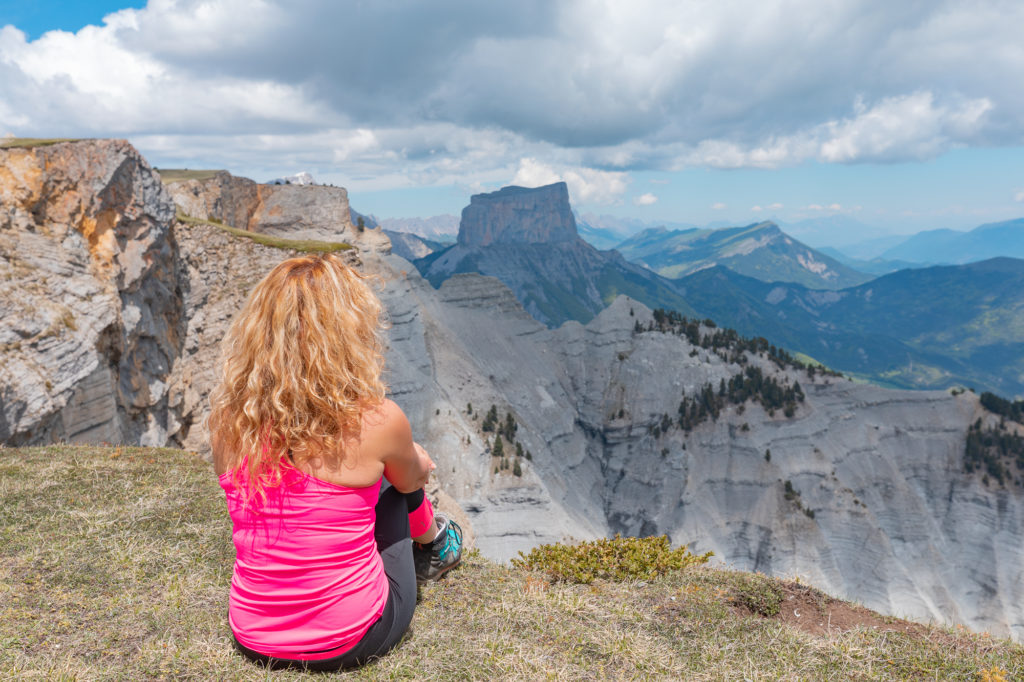 Que voir et que faire dans le Diois, Drôme ? Les plus belles randonnées du Diois, avec vue sur le Mont Aiguille. Les lavandes du Diois