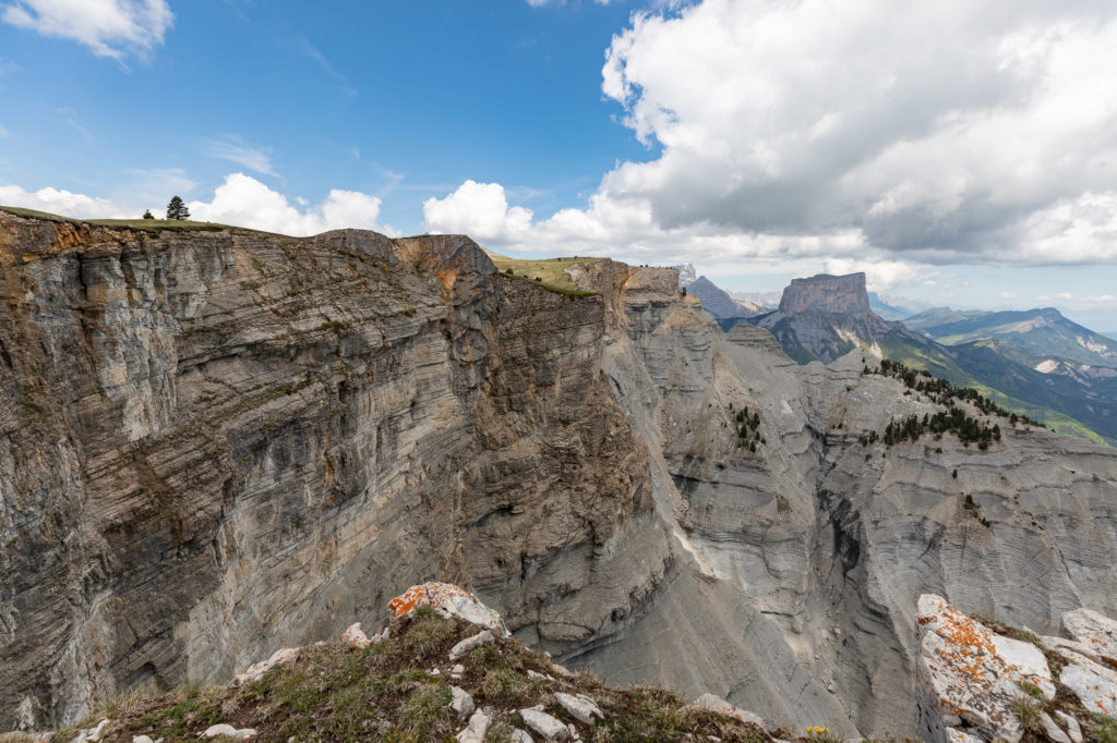 Randonnées en Diois, au sud du Vercors, avec vue sur le Mont Aiguille