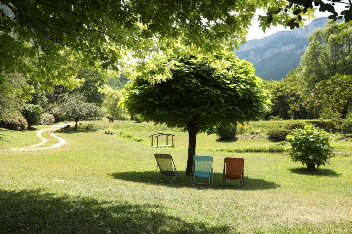 Découvrez les meilleures activités outdoor en Vercors : parapente, spéléologie, équitation, vélo, luge, canirando, etc. Activités de plein air dans les Alpes en été. #vercors