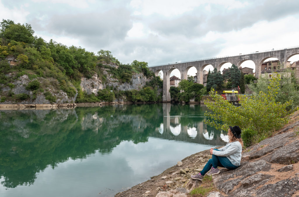 Que voir et que faire dans le Vercors drômois ? Saint Nazaire en Royans, aqueduc et bateau