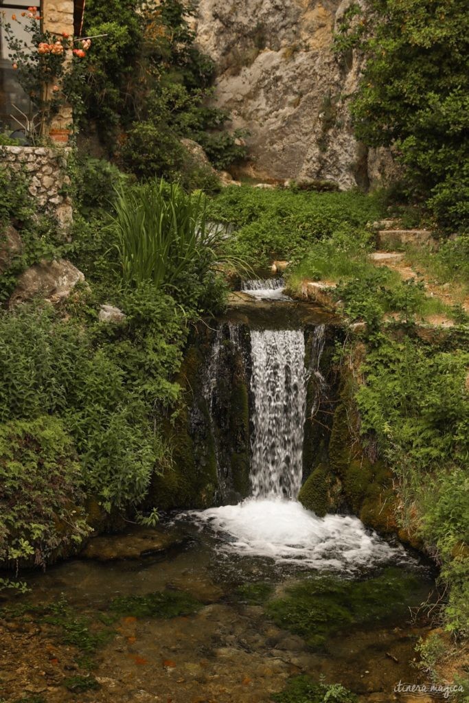 Où dormir pour visiter le Verdon ? Le village de Moustiers-Sainte-Marie, un des plus beaux villages de Provence