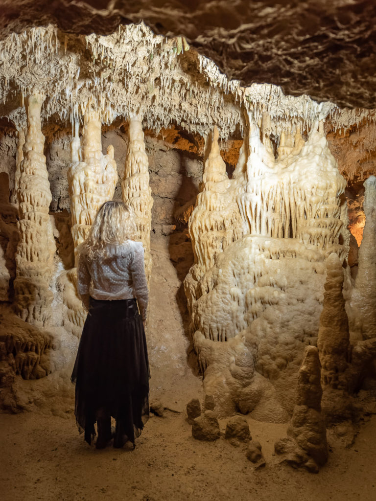 visiter villeneuve sur lot : la grotte de lastournelle