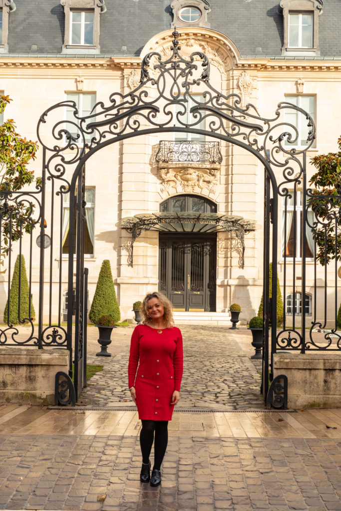 Visiter la Champagne entre automne et Noël : l'allée du champagne à Epernay, les maisons de champagne, Hautvillers, le marché de Noël de Reims, bonnes adresses à Reims...