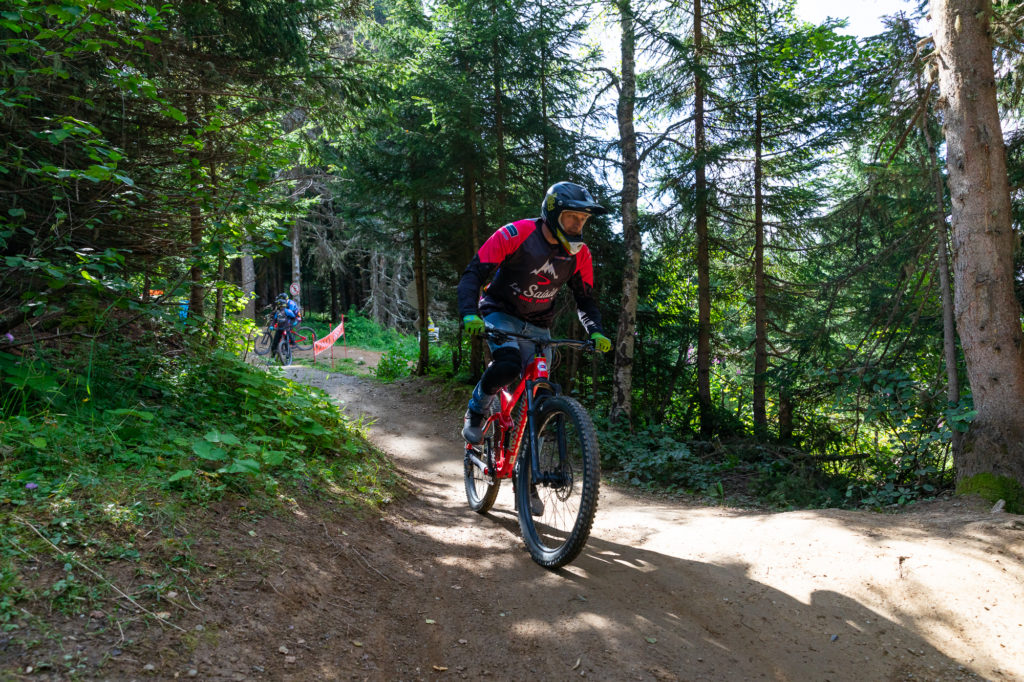 Que faire aux Saisies ? VTT de descente